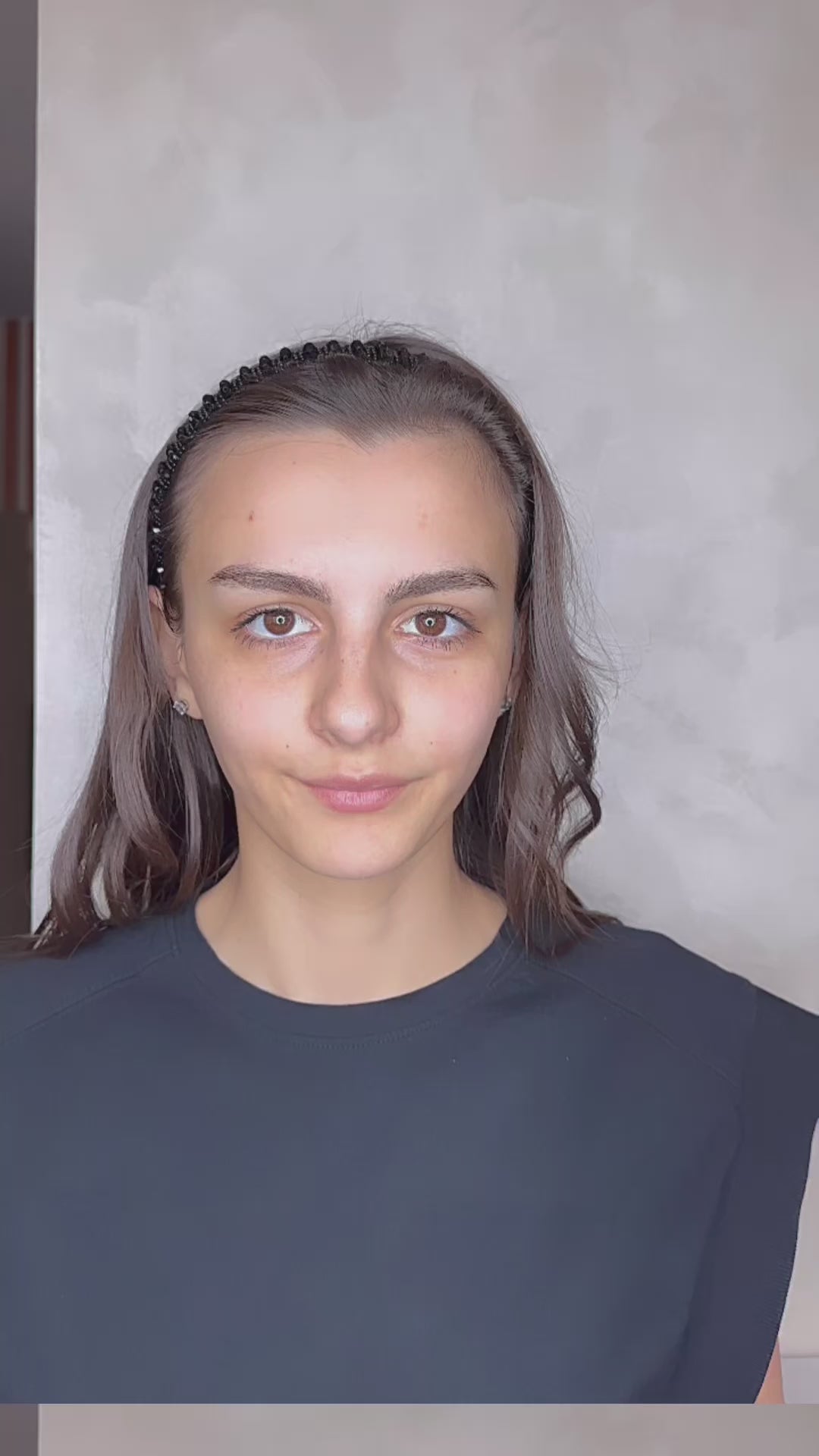 Încarcă clipul video: 